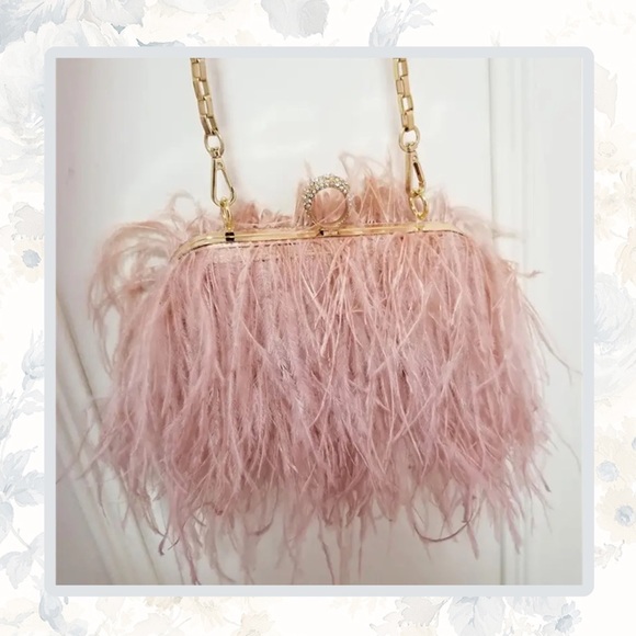 🌸 OSTRICH FEATHER ELITE CLASSY CLUTCH PURSE BAG DESIGNER ELITE PROM BEBE CHAIN - Picture 1 of 3